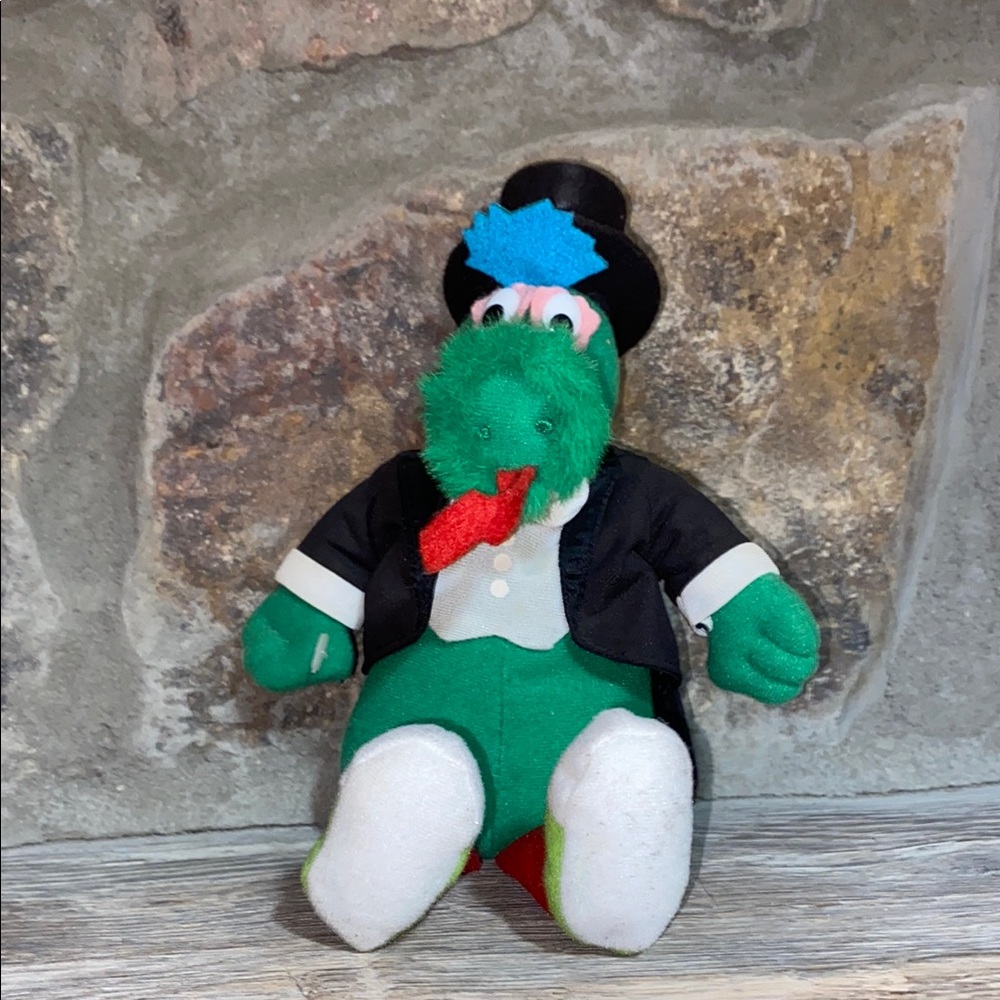 2000 Philadelphia Phillies Phillie Phanatic Magician. Plush. 10 inches.